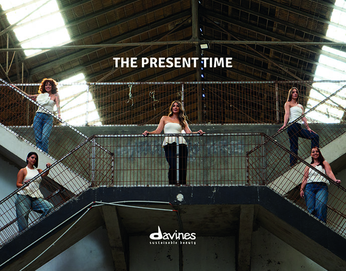 The Present Time: a cor do presente